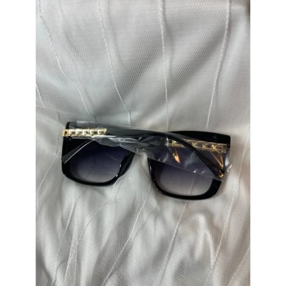 Keep It Casual Cat Eye Frame‎ Sunglasses Black